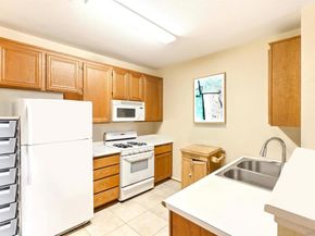 14520 Camino de la Luna 5, San Diego CA 92127