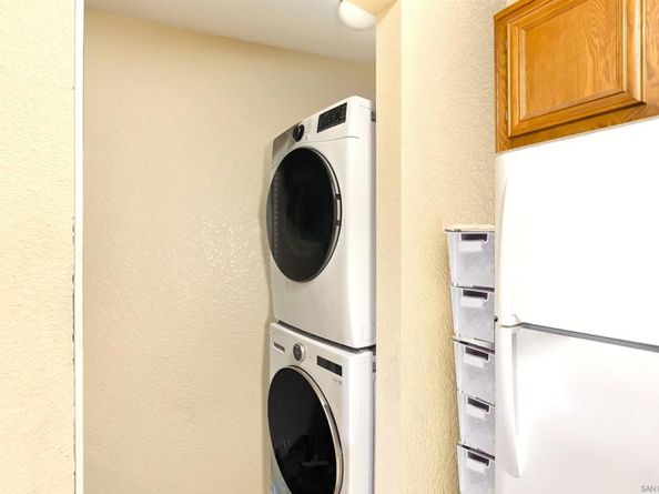 14520 Camino de la Luna 5, San Diego CA 92127