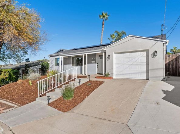 2103 Garfield, San Diego CA 92110