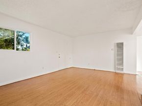 4804 Lamont St, San Diego CA 92109