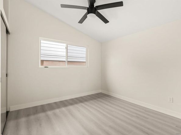 4804 Lamont St, San Diego CA 92109