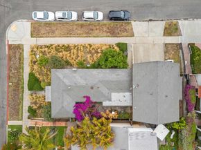 4804 Lamont St, San Diego CA 92109