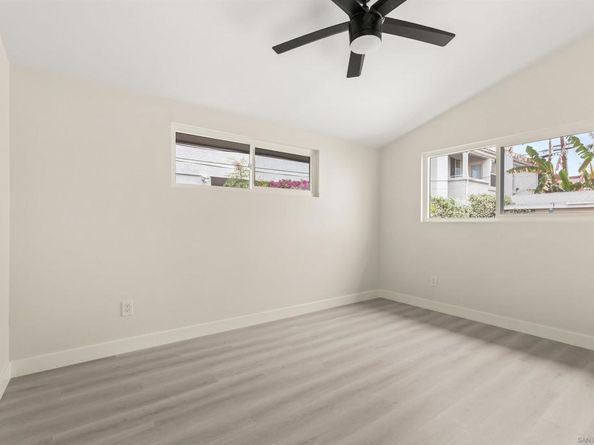 4804 Lamont St, San Diego CA 92109