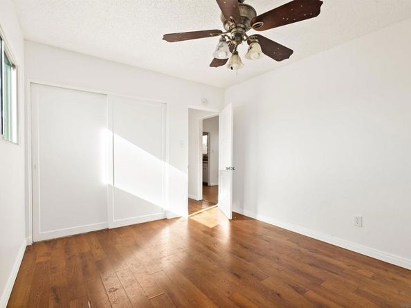 4804 Lamont St, San Diego CA 92109