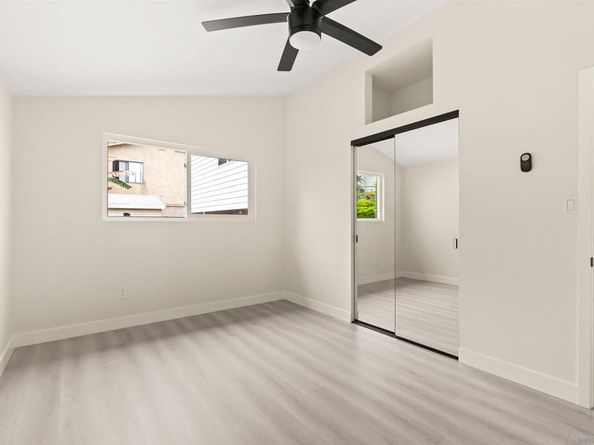 4804 Lamont St, San Diego CA 92109