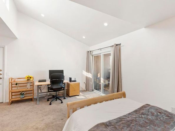 3456 Castle Glen Dr 290, San Diego CA 92123