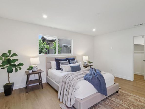 5011 Gardena Ave, San Diego CA 92110