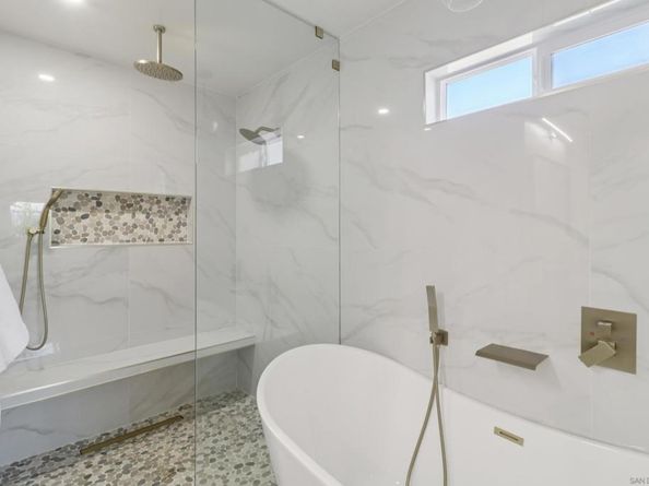 5011 Gardena Ave, San Diego CA 92110