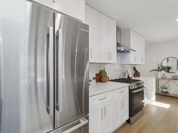 5011 Gardena Ave, San Diego CA 92110