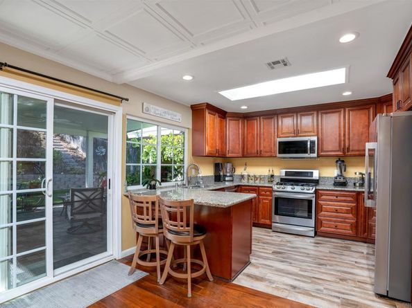 9972 Via Francis, Santee CA 92071