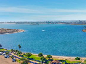 2514 Clairemont Dr 111, San Diego CA 92117