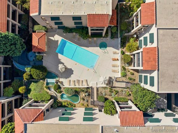 2514 Clairemont Dr 111, San Diego CA 92117