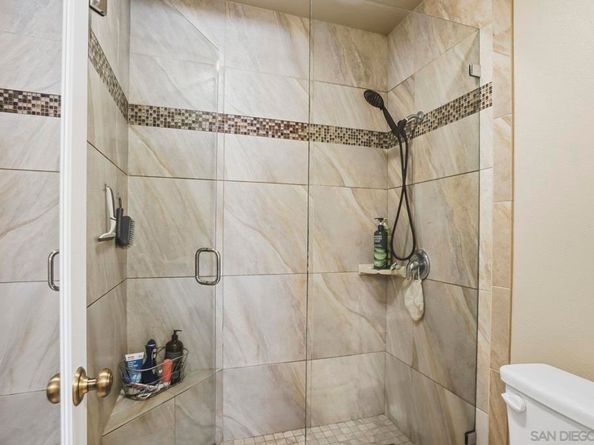 2514 Clairemont Dr 111, San Diego CA 92117