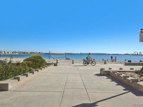 1235 Parker Pl 2B, San Diego CA 92109