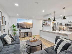 1235 Parker Pl 2B, San Diego CA 92109