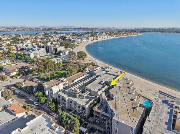 1235 Parker Pl 2B, San Diego CA 92109