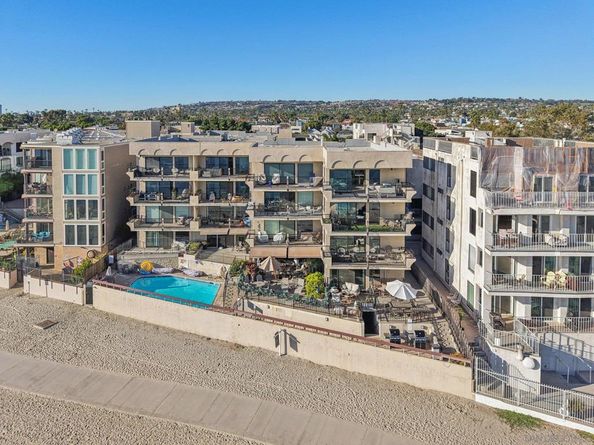 1235 Parker Pl 2B, San Diego CA 92109