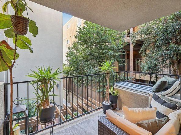 1235 Parker Pl 2B, San Diego CA 92109