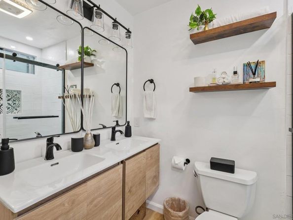 1235 Parker Pl 2B, San Diego CA 92109