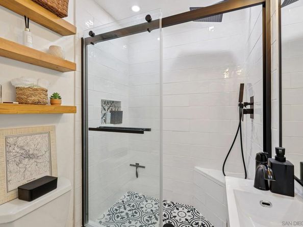 1235 Parker Pl 2B, San Diego CA 92109