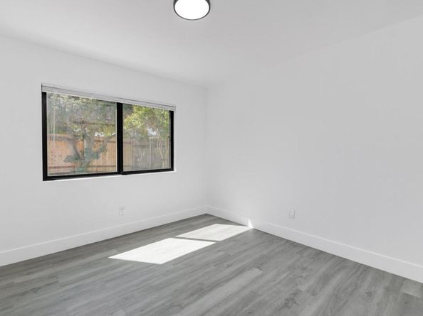 9125 Akard St, Spring Valley CA 91977