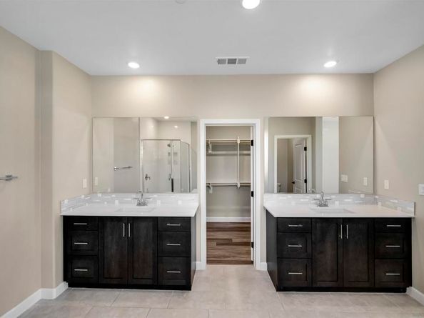 1845 Newton Ct, Escondido CA 92026