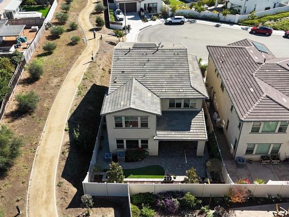 1845 Newton Ct, Escondido CA 92026