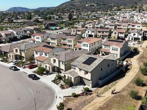 1845 Newton Ct, Escondido CA 92026