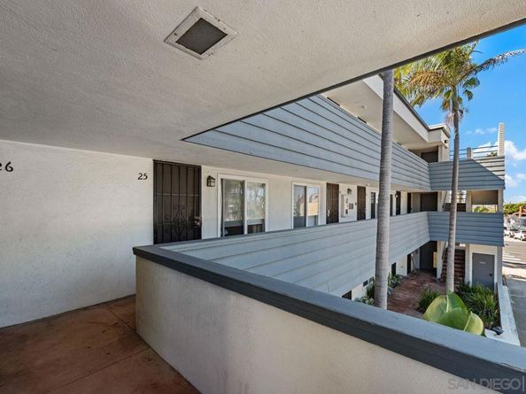 415 Gravilla Street 26, La Jolla CA 92037