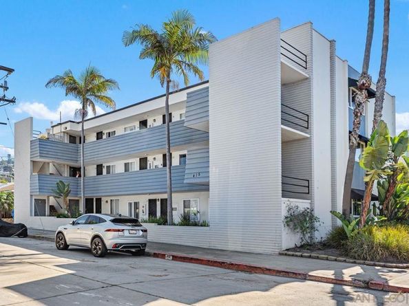 415 Gravilla Street 26, La Jolla CA 92037