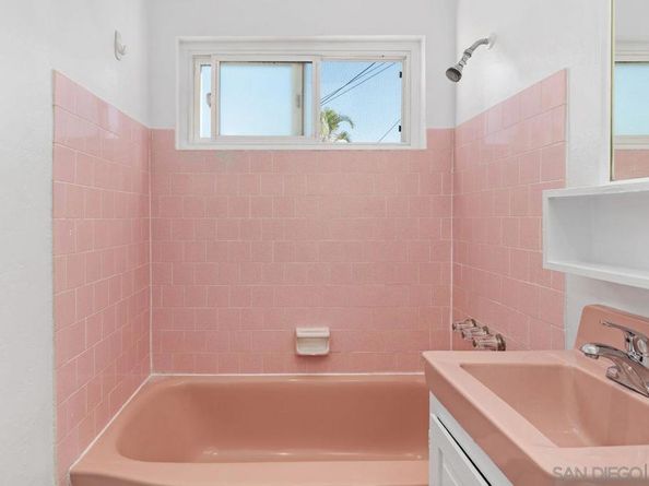 415 Gravilla Street 26, La Jolla CA 92037