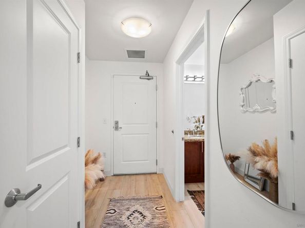 206 Park Blvd 405, San Diego CA 92101