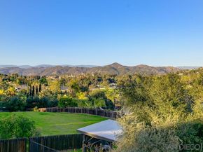 1080 Landavo Rancho Rd, Escondido CA 92027