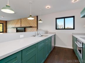 1080 Landavo Rancho Rd, Escondido CA 92027