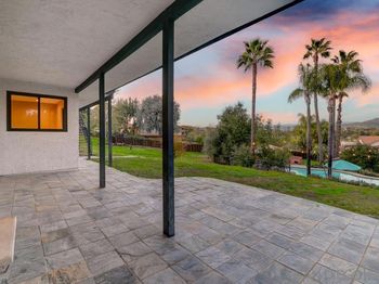 1080 Landavo Rancho Rd