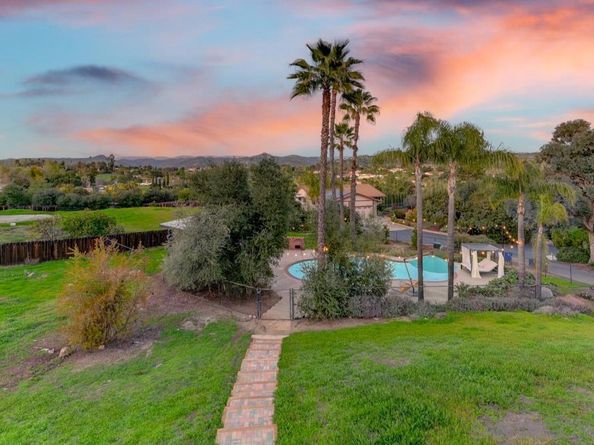 1080 Landavo Rancho Rd, Escondido CA 92027