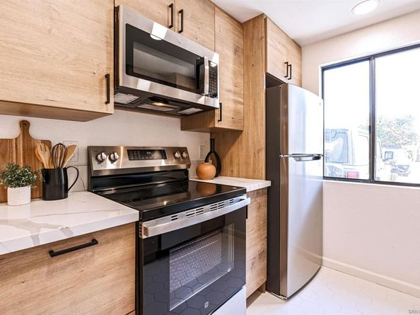 1654 Oliver Ave 6, San Diego CA 92109