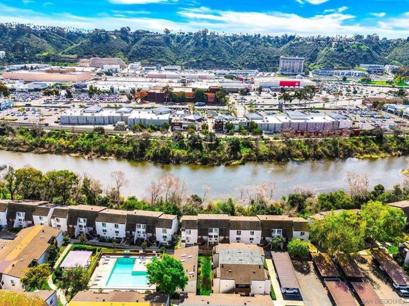 8023 Caminito De Pizza E, San Diego CA 92108