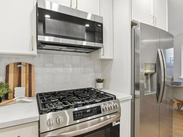 6272 S Lake Ct, San Diego CA 92119