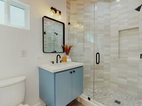 2214 Oak Glen Place, Los Angeles CA 90039