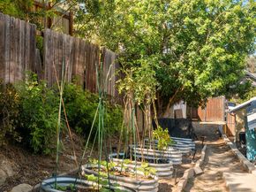 2214 Oak Glen Place, Los Angeles CA 90039