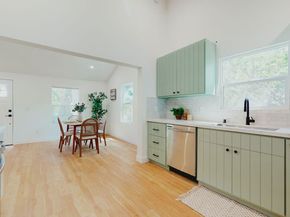 2214 Oak Glen Place, Los Angeles CA 90039