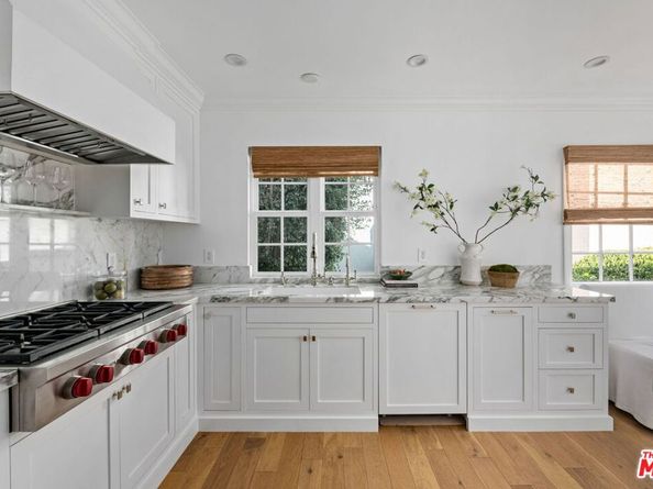 179 Barlock Avenue, Los Angeles CA 90049