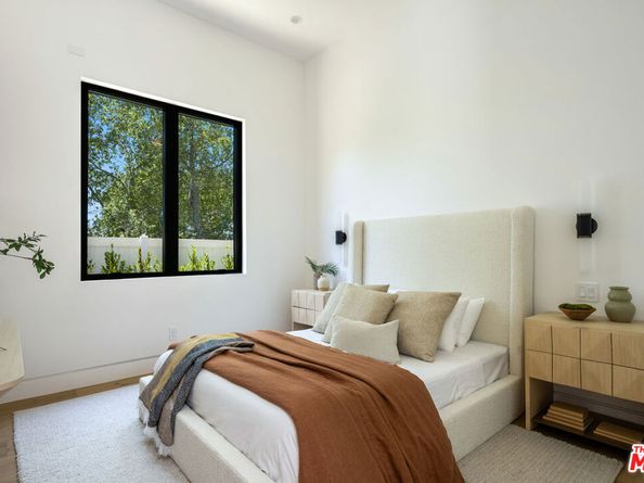 9715 Arby Drive, Beverly Hills CA 90210