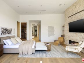 9715 Arby Drive, Beverly Hills CA 90210