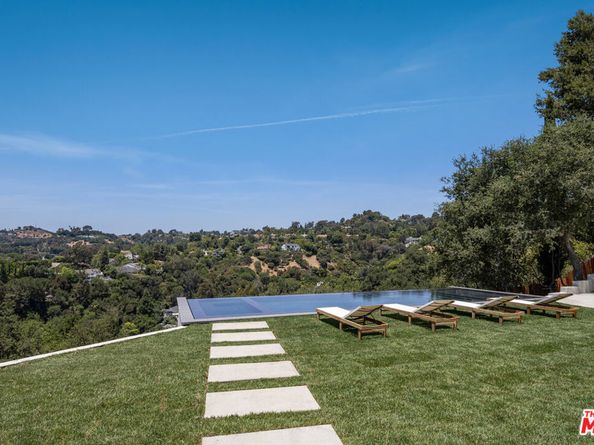 9715 Arby Drive, Beverly Hills CA 90210