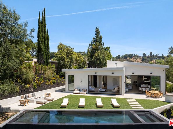 9715 Arby Drive, Beverly Hills CA 90210