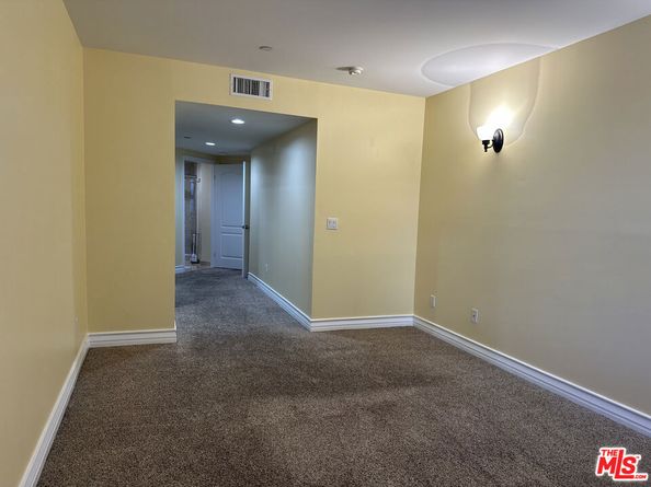 122 N Clark Drive 105, West Hollywood CA 90048