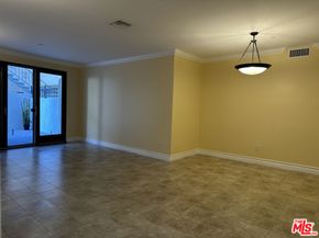 122 N Clark Drive 105, West Hollywood CA 90048