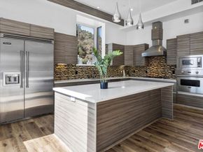 6696 Lakeridge Road, Los Angeles CA 90068